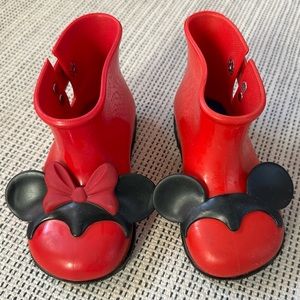 Mini Melissa Mickey & Minnie Mouse Rain Boots. Size 10